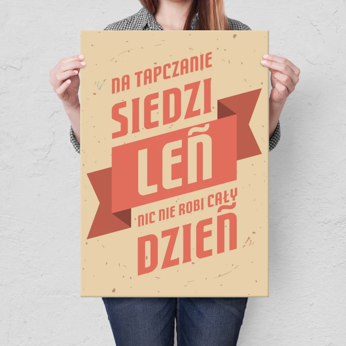 Plakat metalowy Na tapczanie siedzi leń Prezent