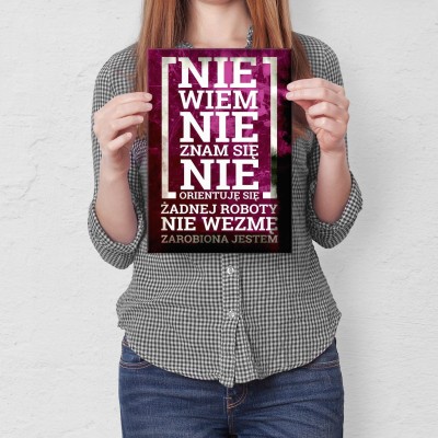 Plakat metalowy Zarobiona jestem