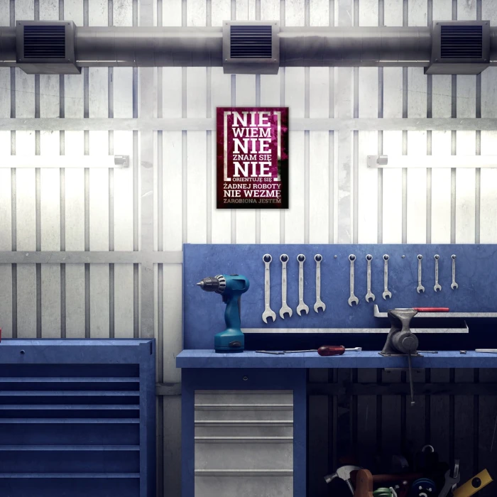 Plakat metalowy Zarobiona jestem