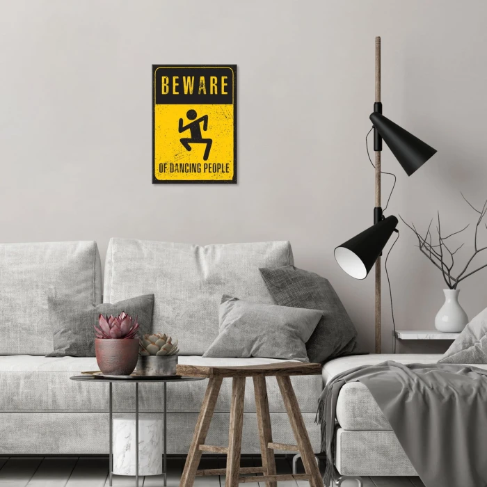 Plakat metalowy Strzeż się tańców