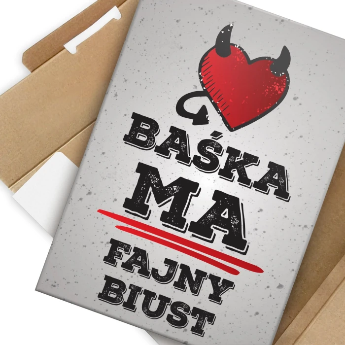 Plakat metalowy Baśka ma fajny biust
