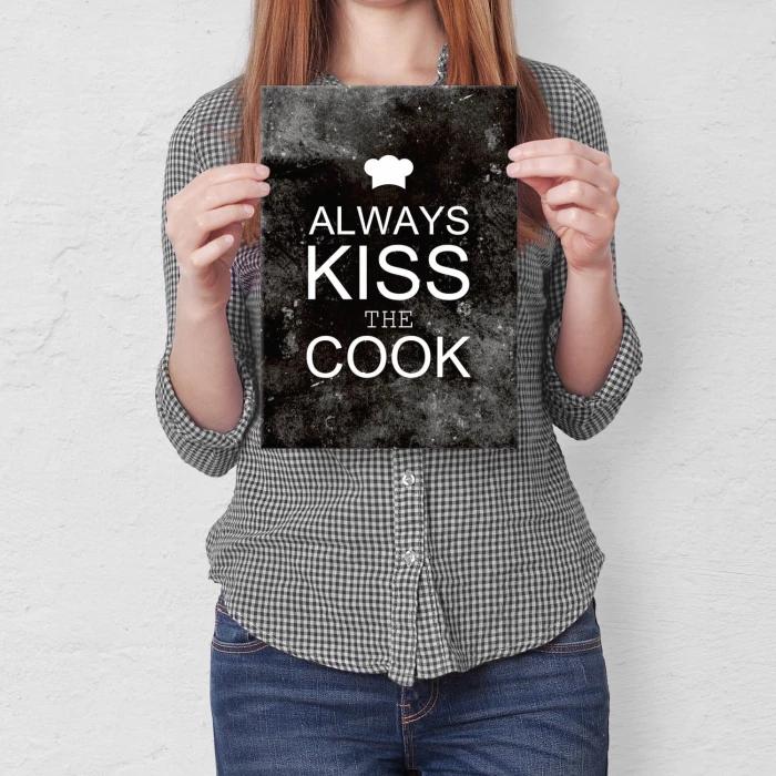 Plakat metalowy Kiss the cook black Prezent