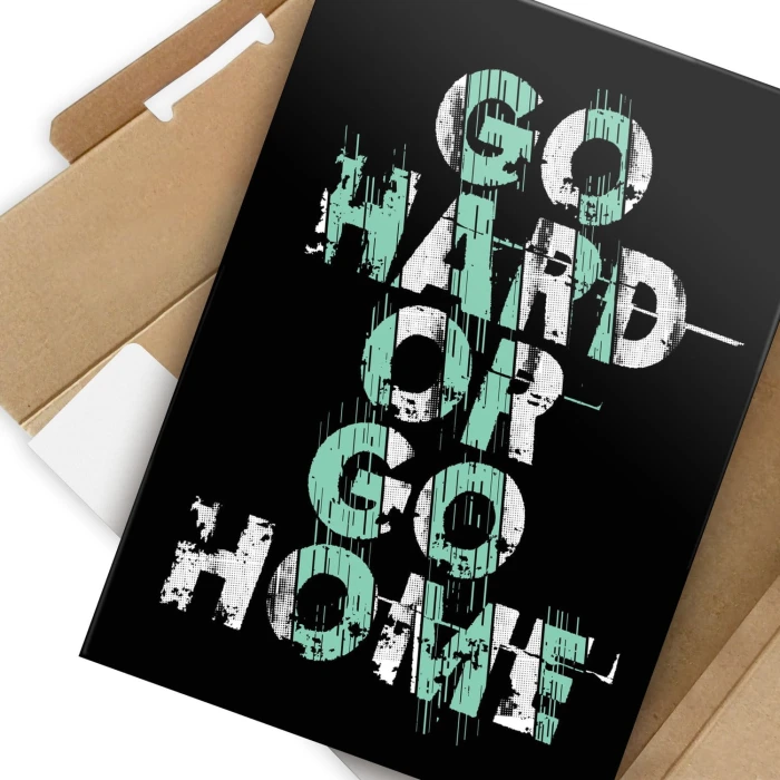 Plakat metalowy Go hard Prezent