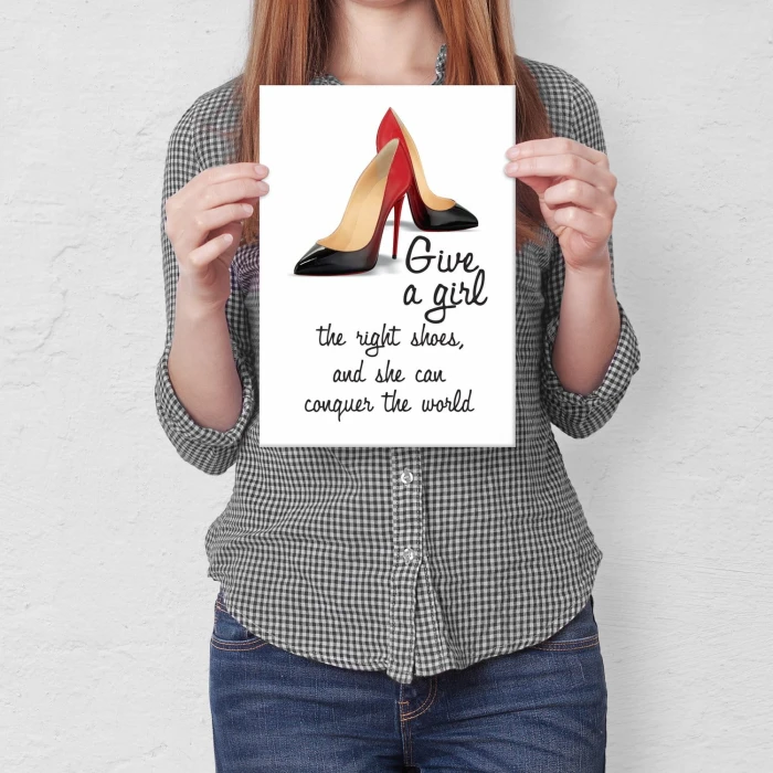 Plakat metalowy Czerwone szpilki Prezent