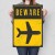 Plakat metalowy Beware plane Prezent