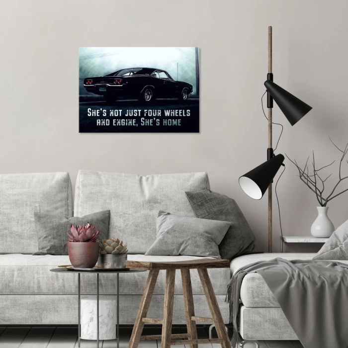 Plakat metalowy she is home Prezent