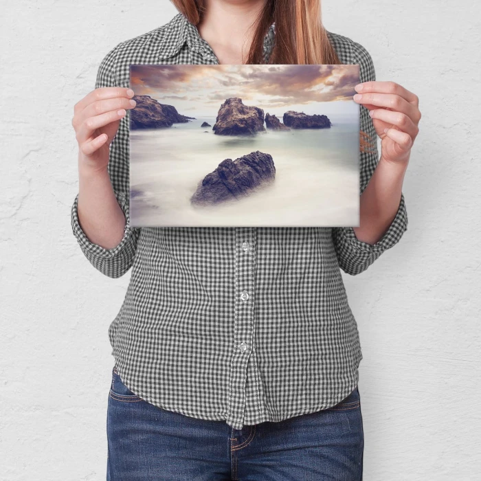 Plakat metalowy Mglisty ocean Prezent