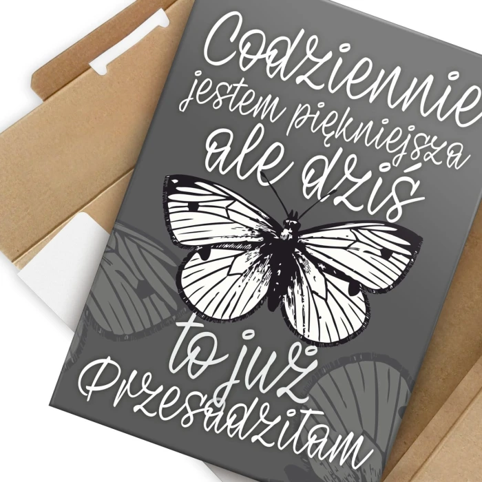 Plakat metalowy Codziennie piękniejsza Prezent