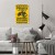 Poster metal praca w toku gift