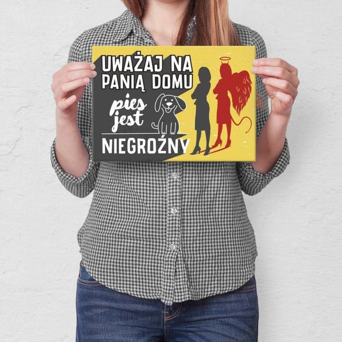 Plakat metalowy uważaj na panią Prezent