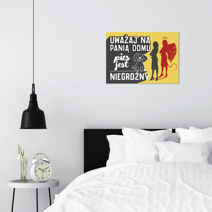 Plakat metalowy uważaj na panią Prezent