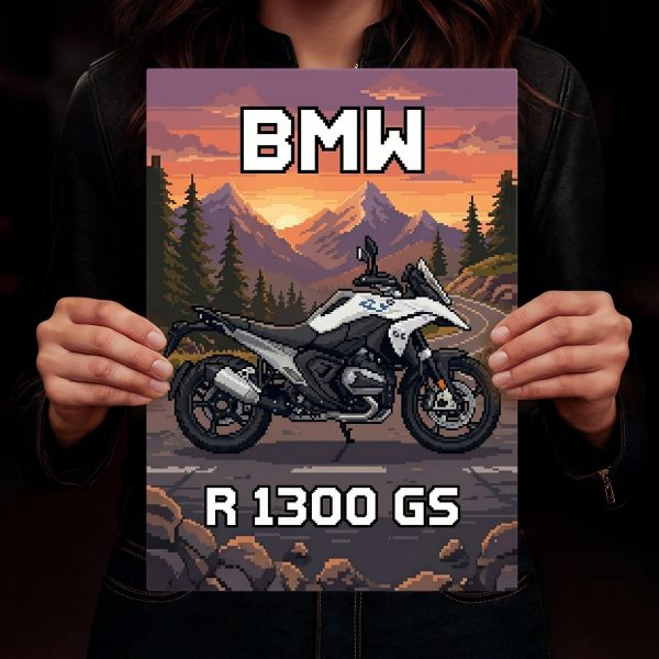 BMW R 1300 GS Retro Pixel