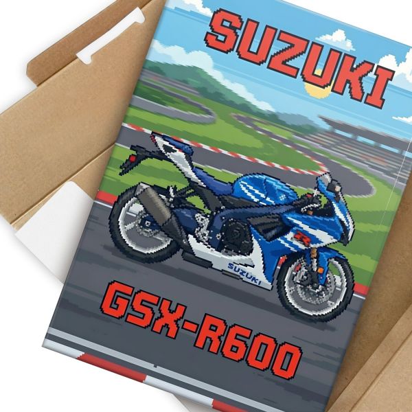 Suzuki GSX-R600 Retro Pixel
