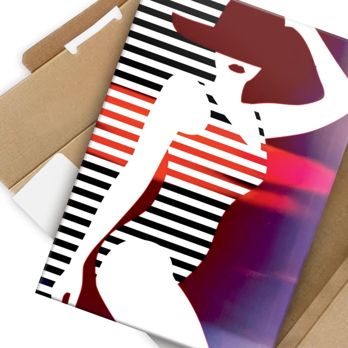 Plakat metalowy Kobieta w czerwieni Prezent