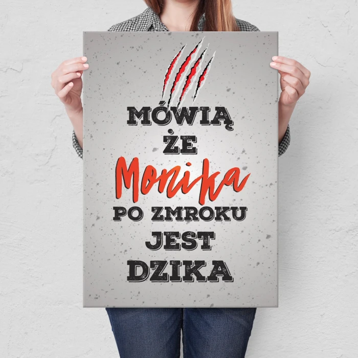 Plakat metalowy Monika jest dzika Prezent