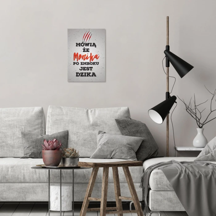 Plakat metalowy Monika jest dzika Prezent